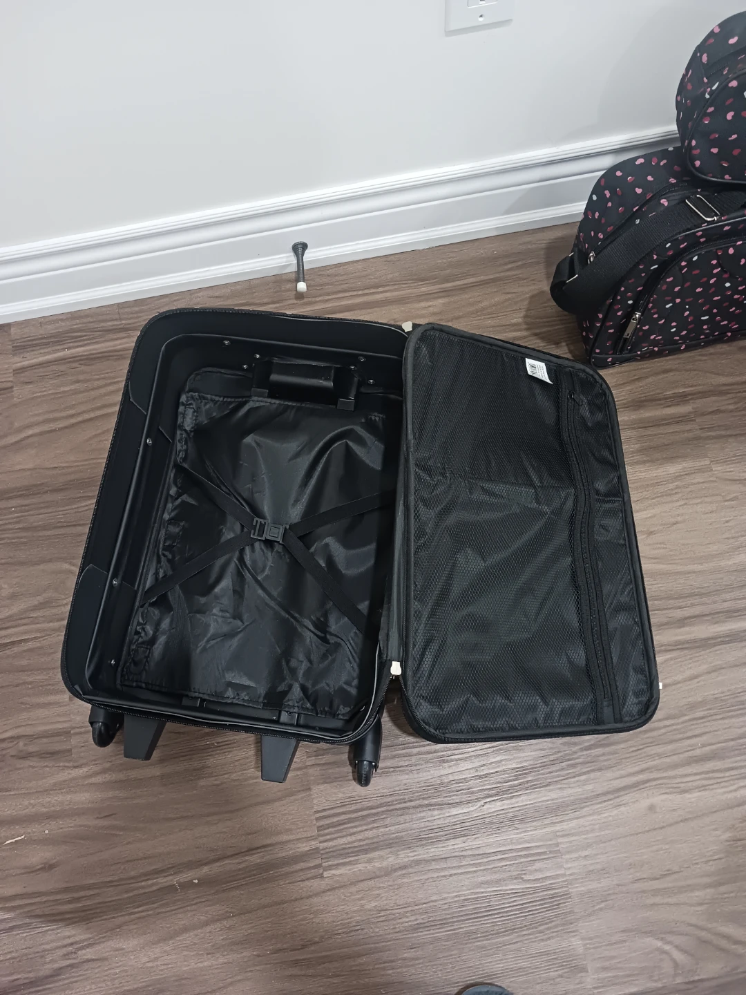 Jetstream Luggage Set (3-piece) - photo 2