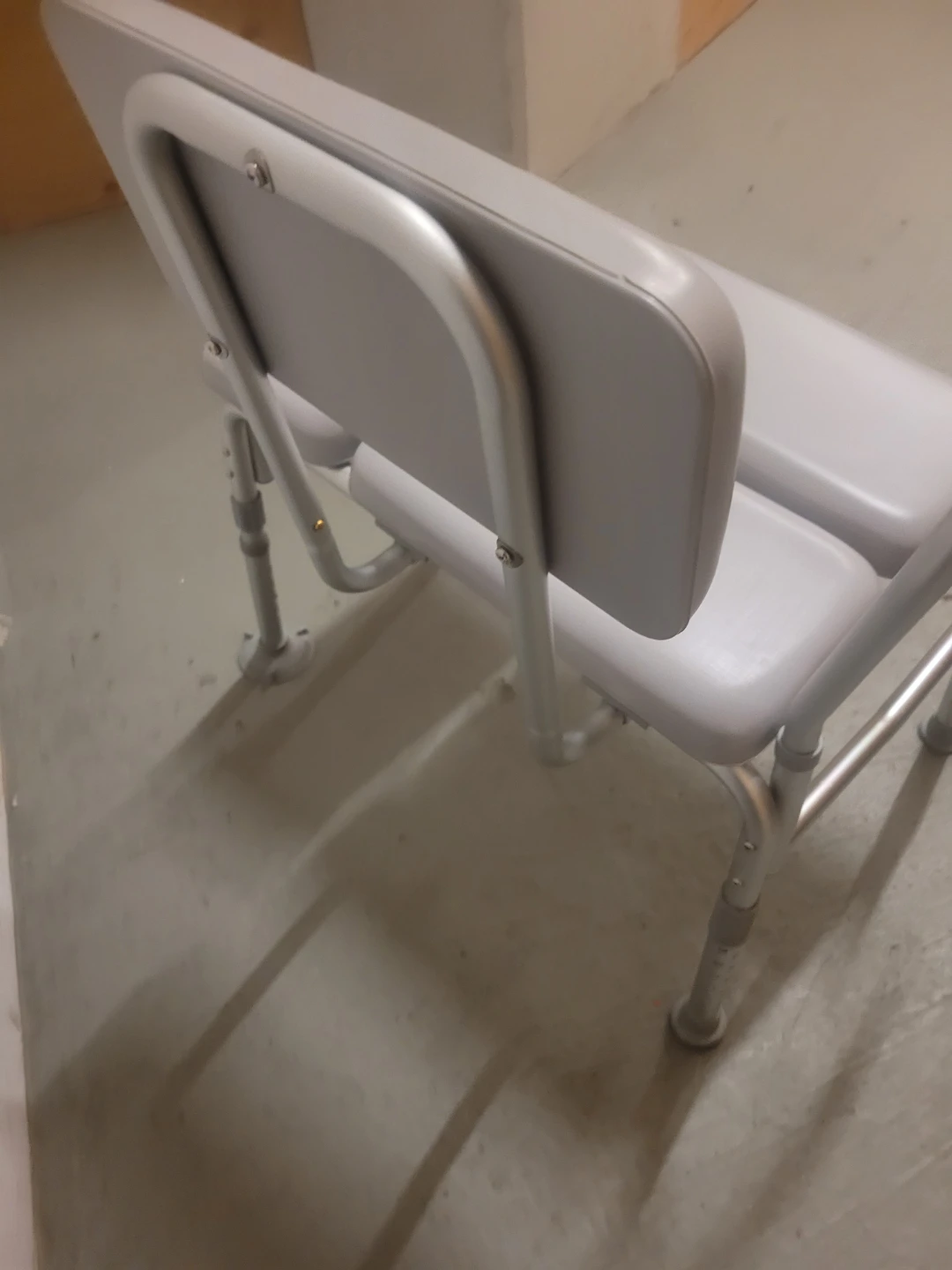 Adjustable Bath Transfer PADDED BATH TRANSFER CHAIR - photo 2