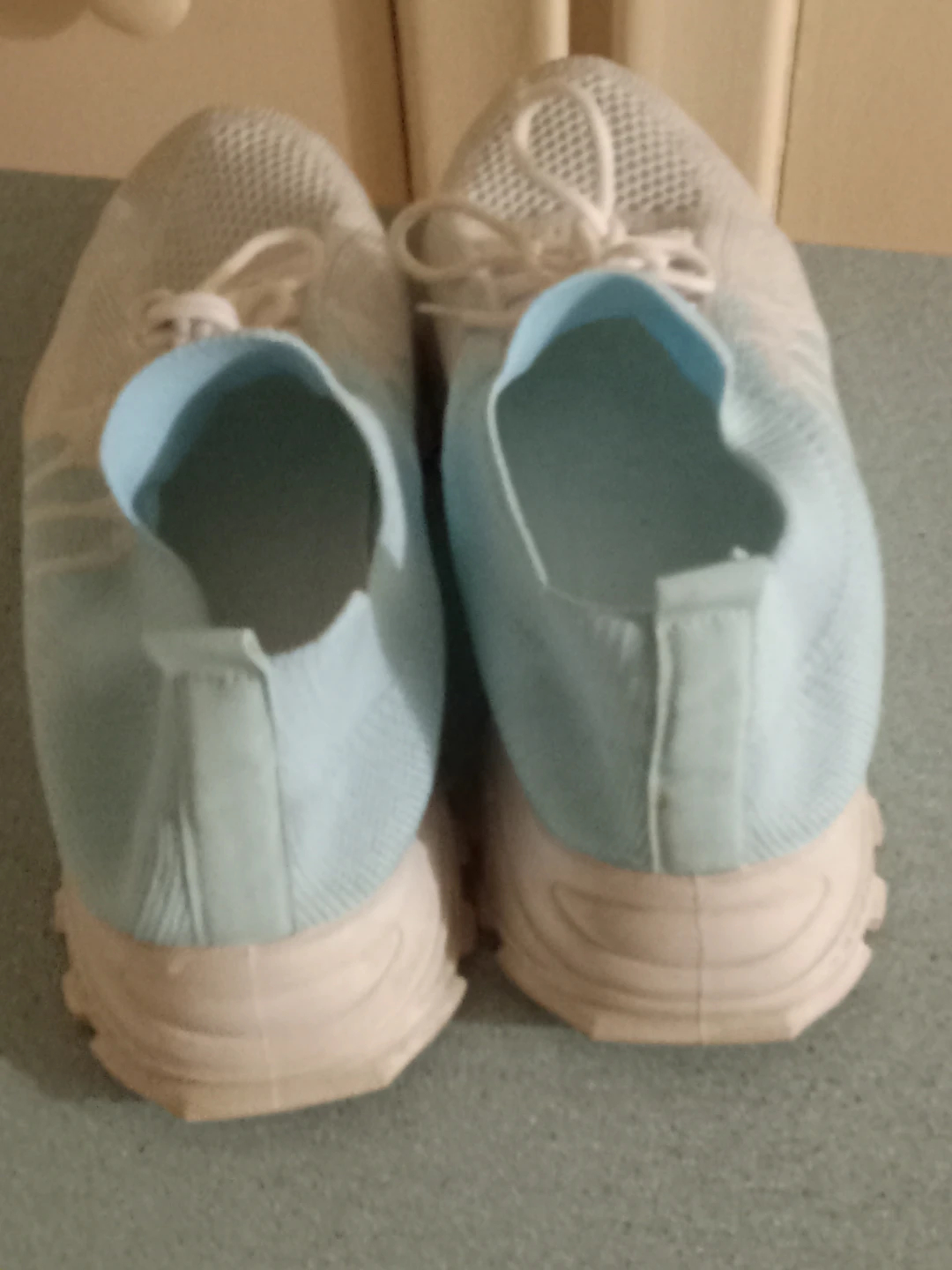 Women sport shoes - photo 3