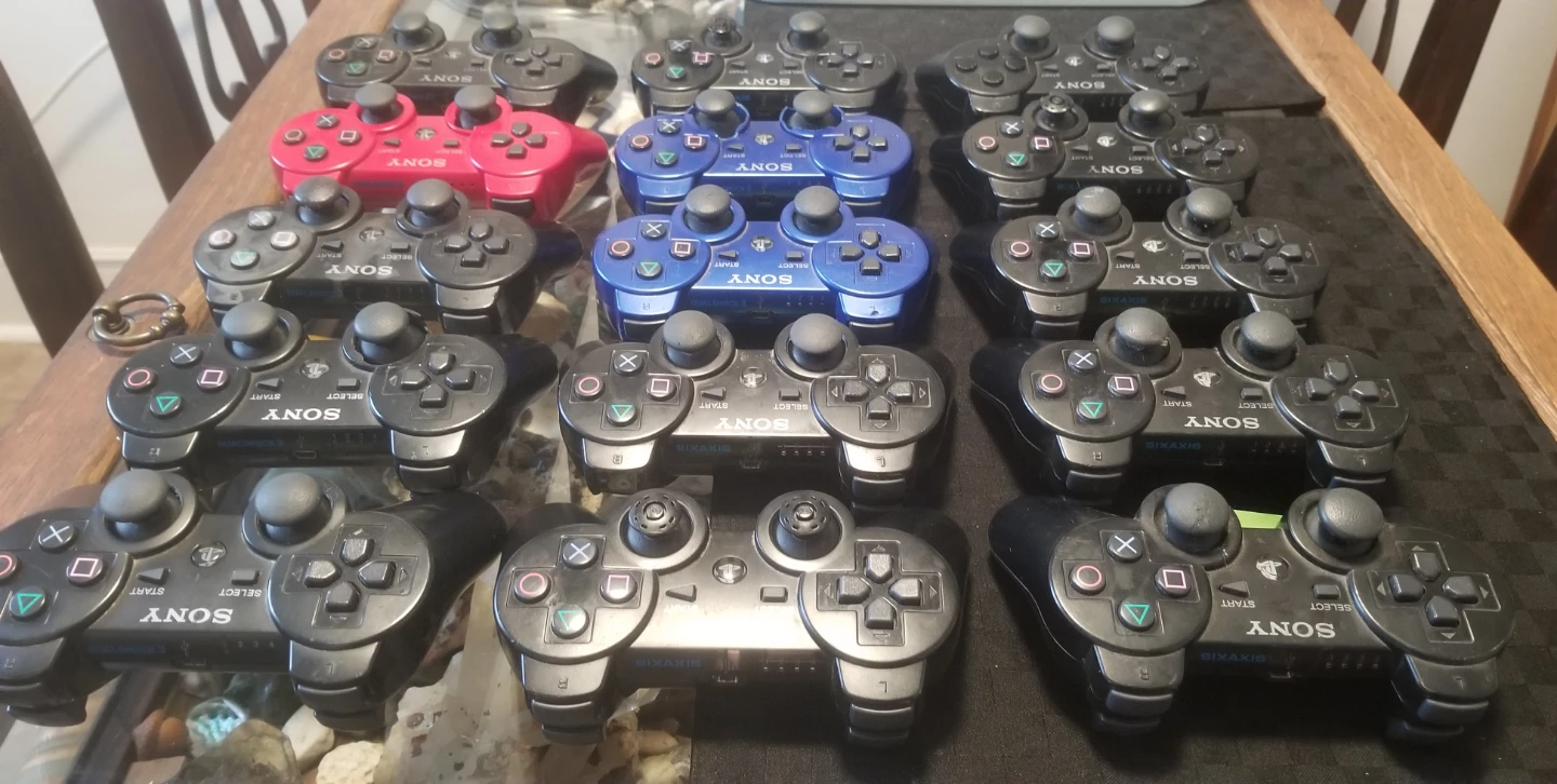 15 Broken Genuine PS3 Dualshock3 & SIXAXIS Wireless Controllers - photo 2
