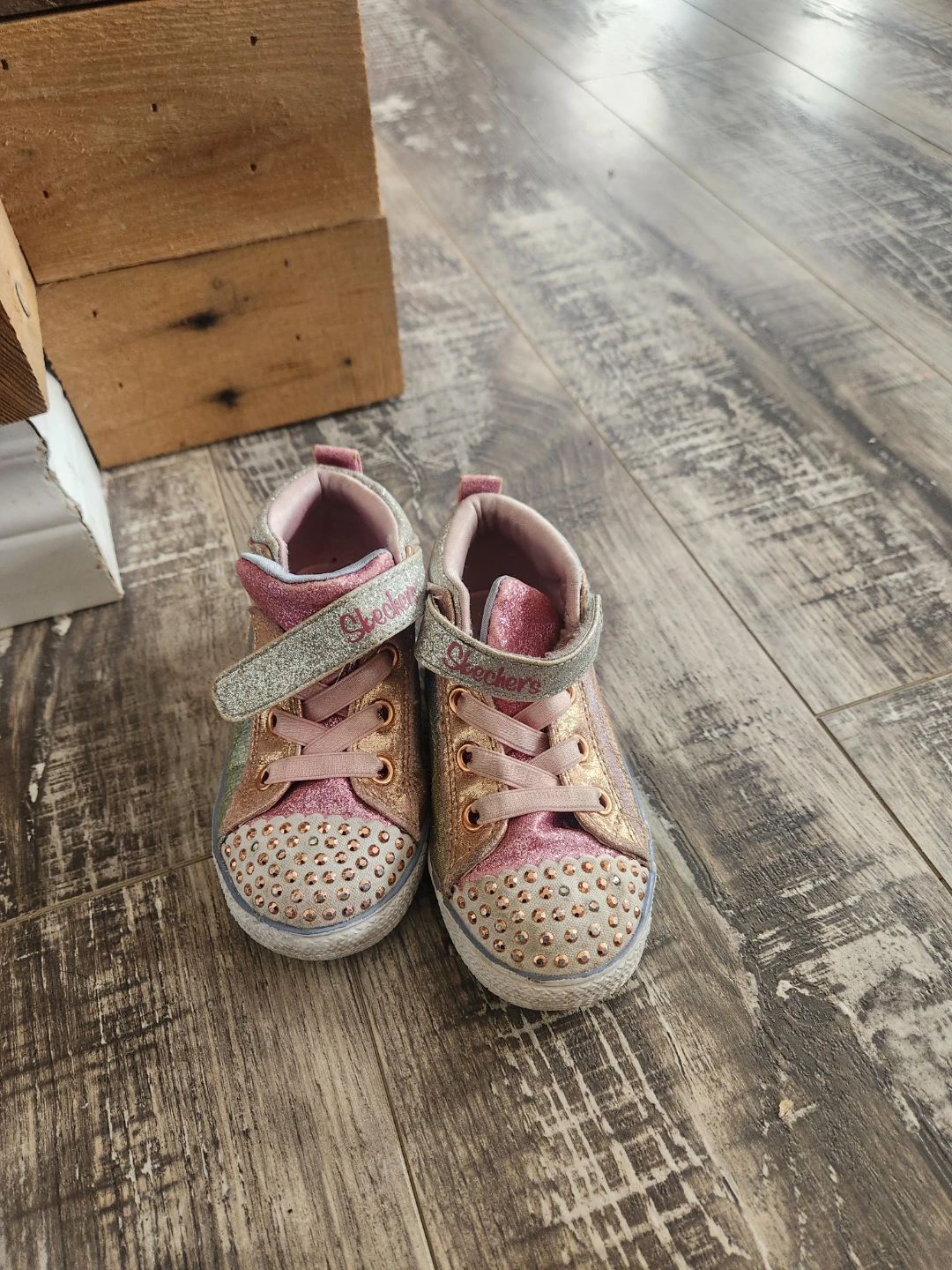 Skechers Toddler Girls size 8Light-Up Sneakers