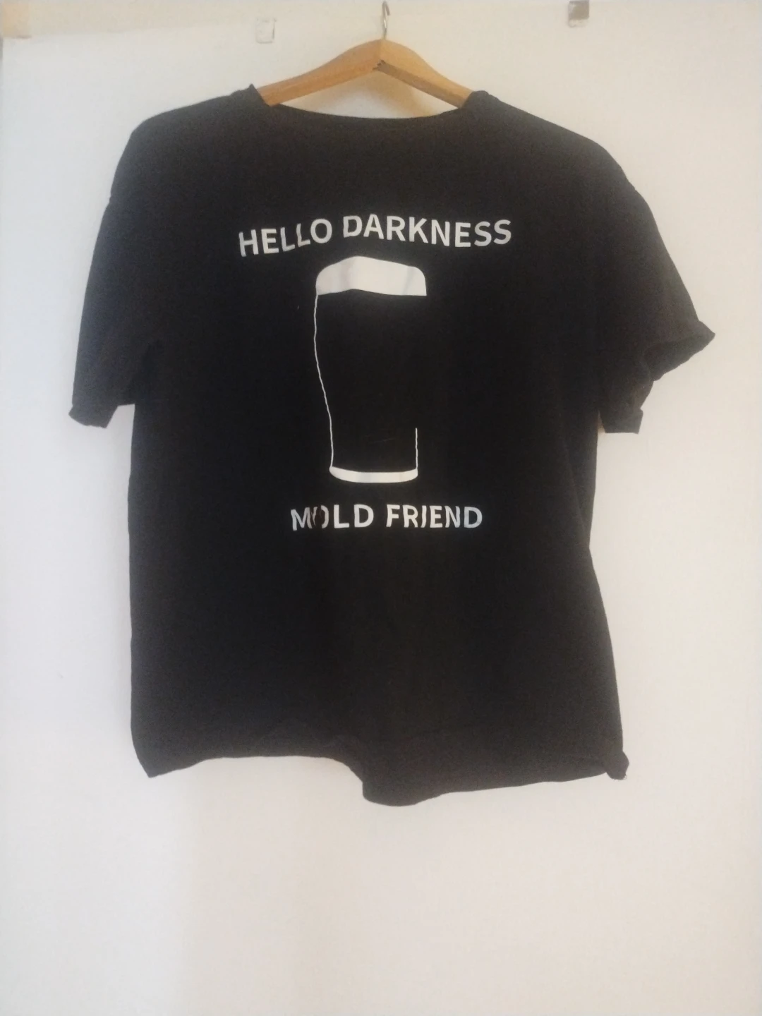 Black T-Shirt 🪀