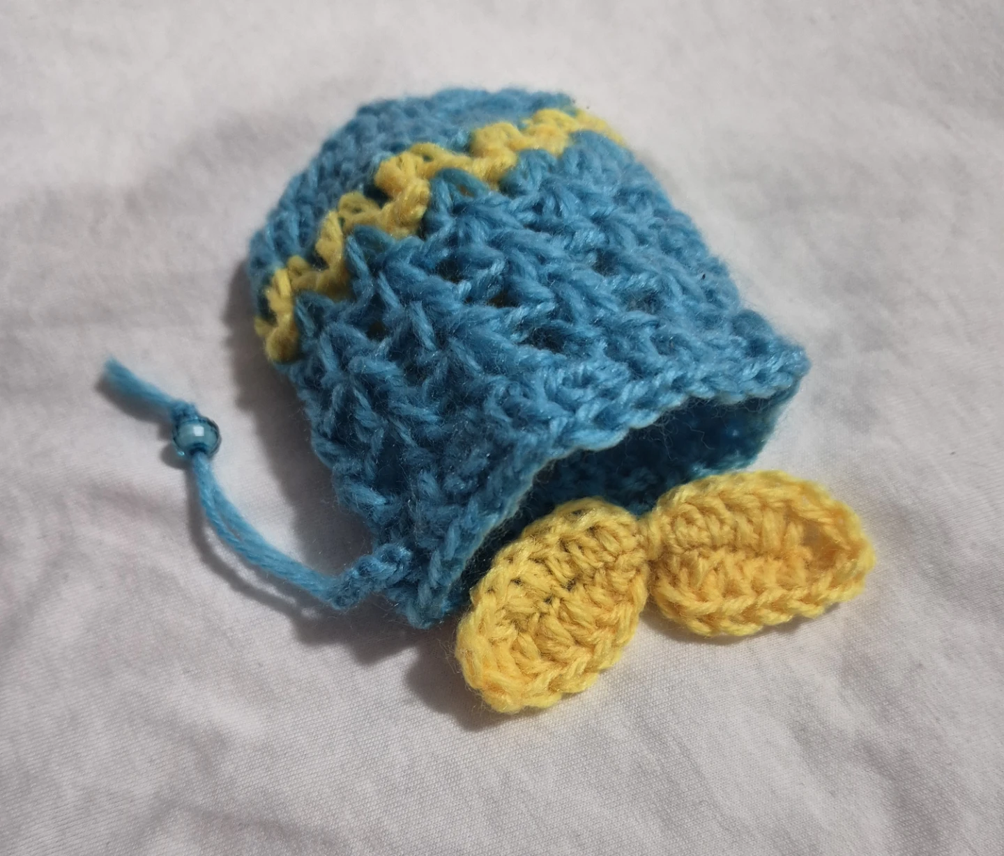 Hand-Crocheted Blue and Yellow Drawstring Pouch - photo 3