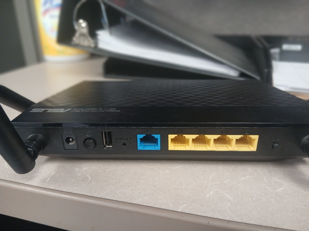 ASUS RT-AC1200G Dual Band Wireless-AC1200 Gigabit Router - photo 3