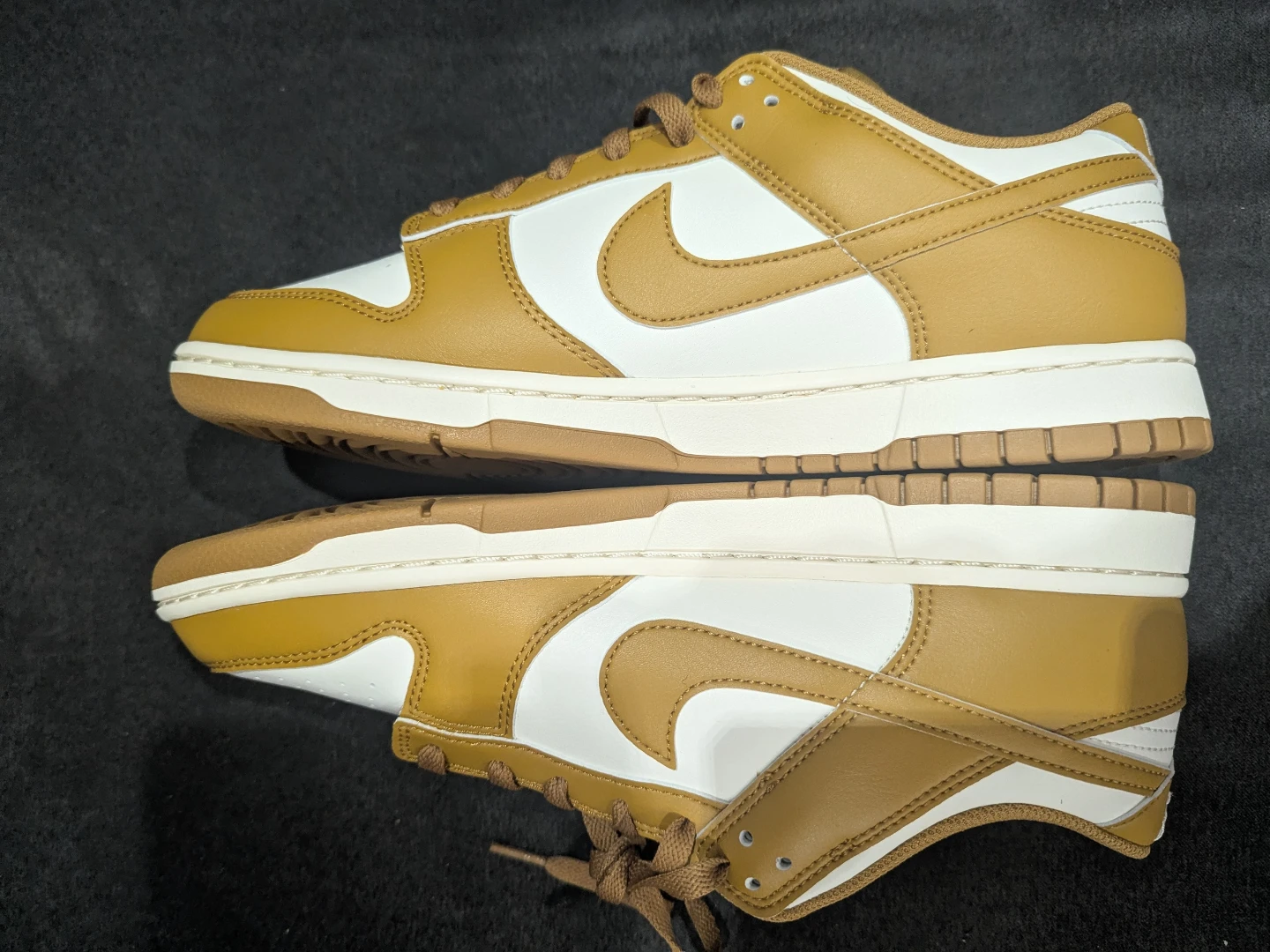 Nike Dunk Low White Golden Tan Sneakers 10US mens - photo 3