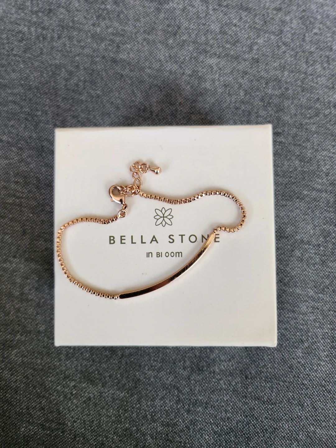 BELLA STONE in BLOOM Rose Gold Bar Bracelet