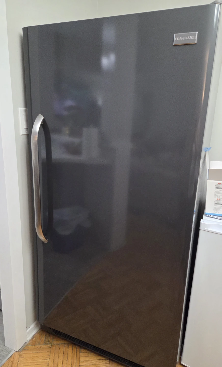 Frigidaire FFU17F2PT Upright Freezer