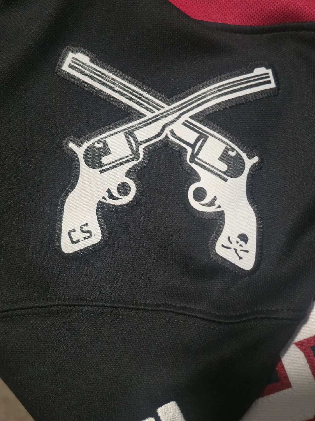 Hughes outlaw jersey - photo 4