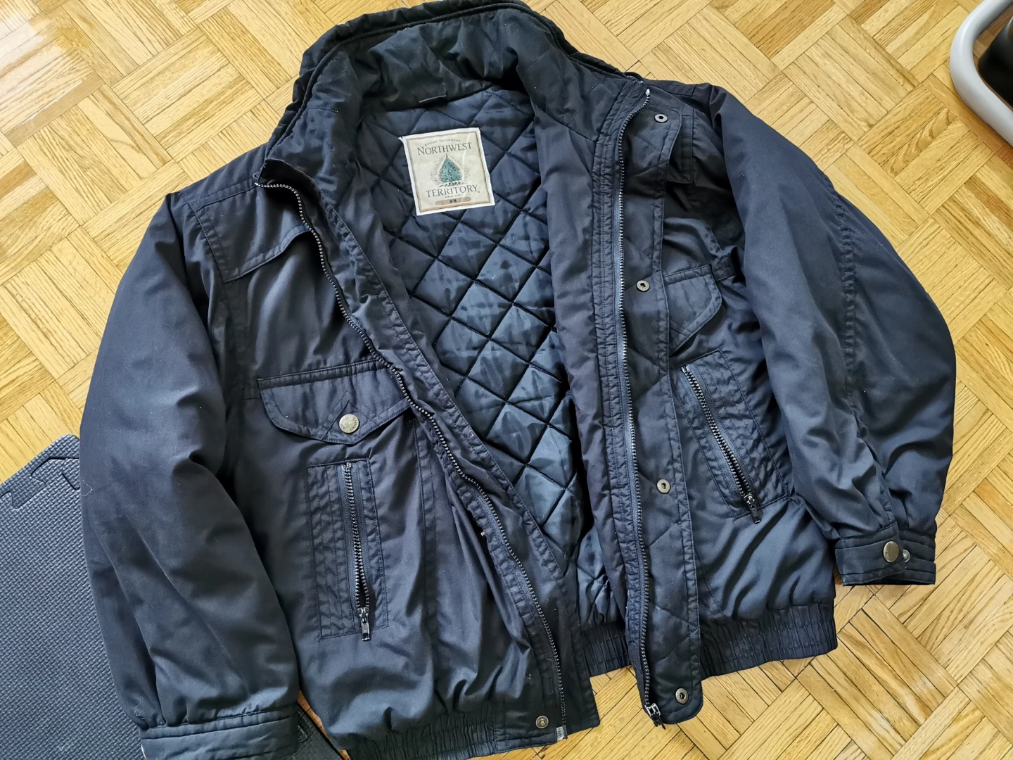 Vintage Northwest Territory Men's Bomber Black Jacket - photo 3