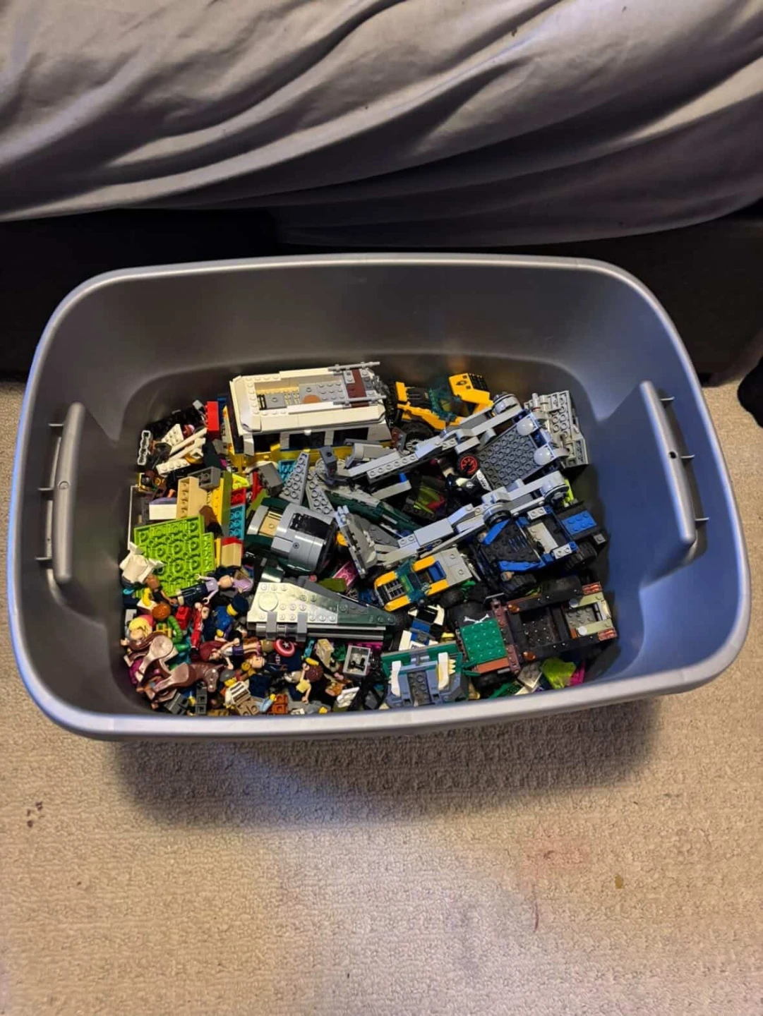 Large Tub of Assorted LEGO Bricks and Pieces