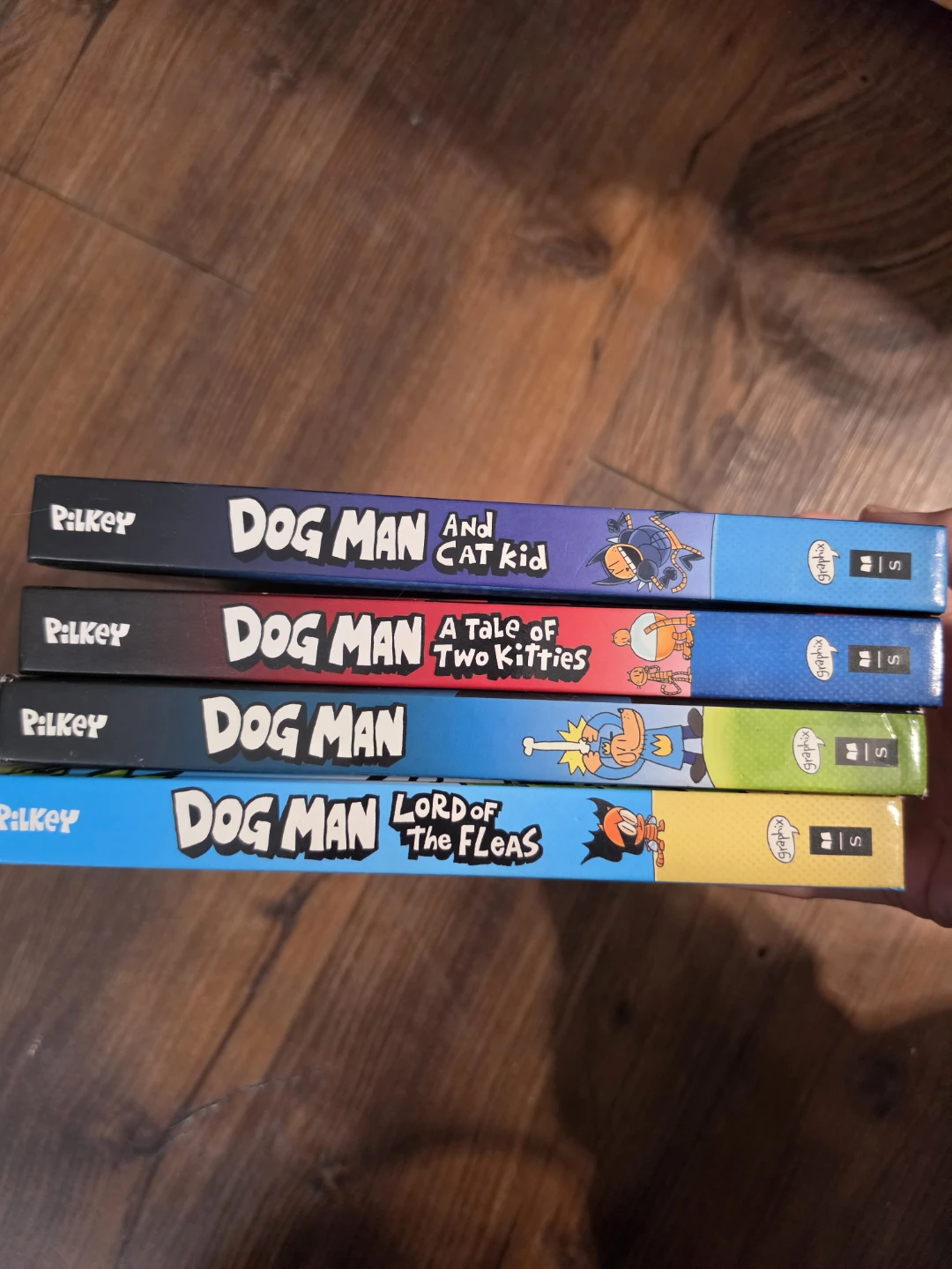 🥕 Dog Man Book Set by Dav Pilkey