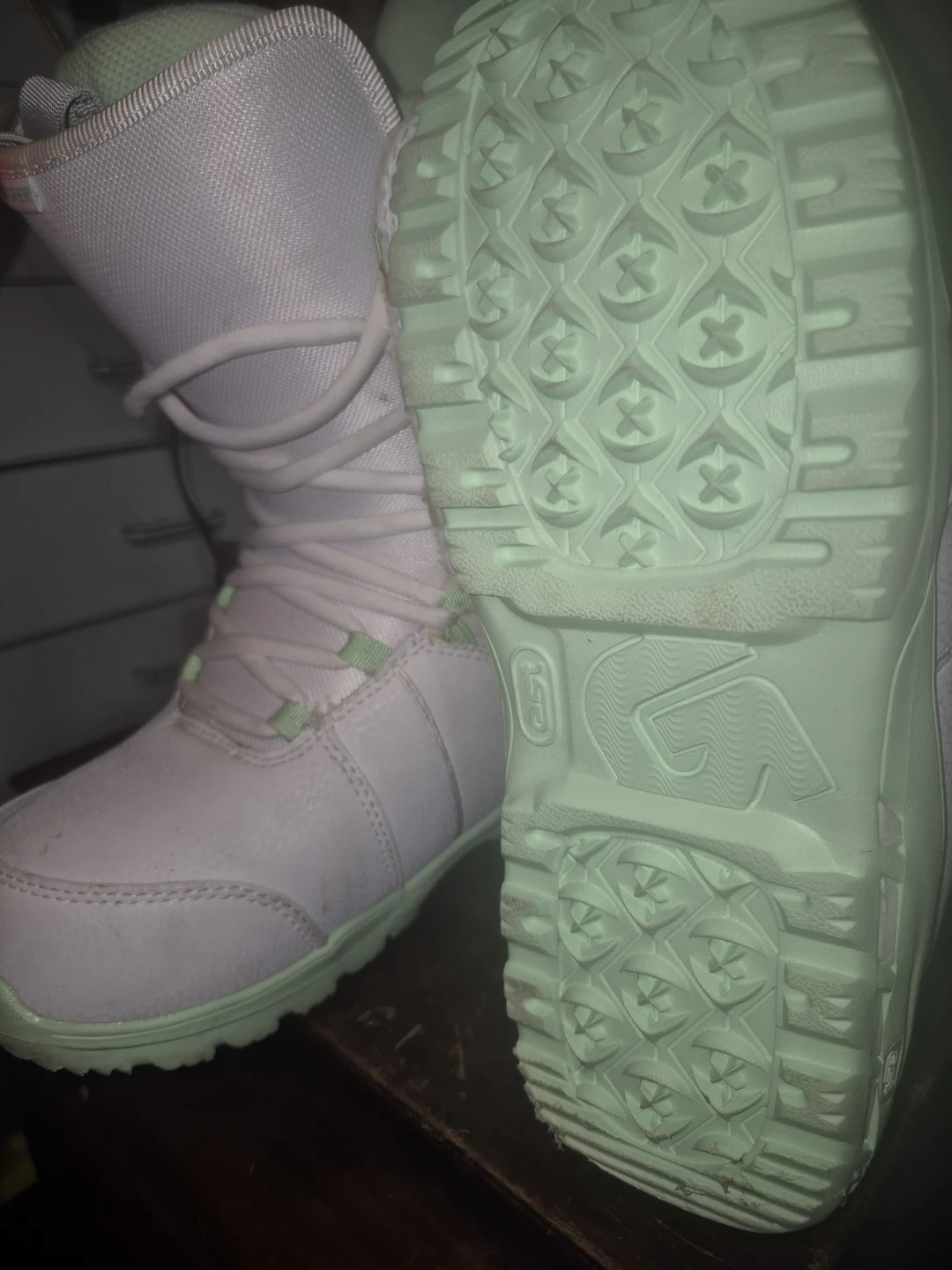 Burton Women's Transfer Snowboard Boots Size 8 - photo 3