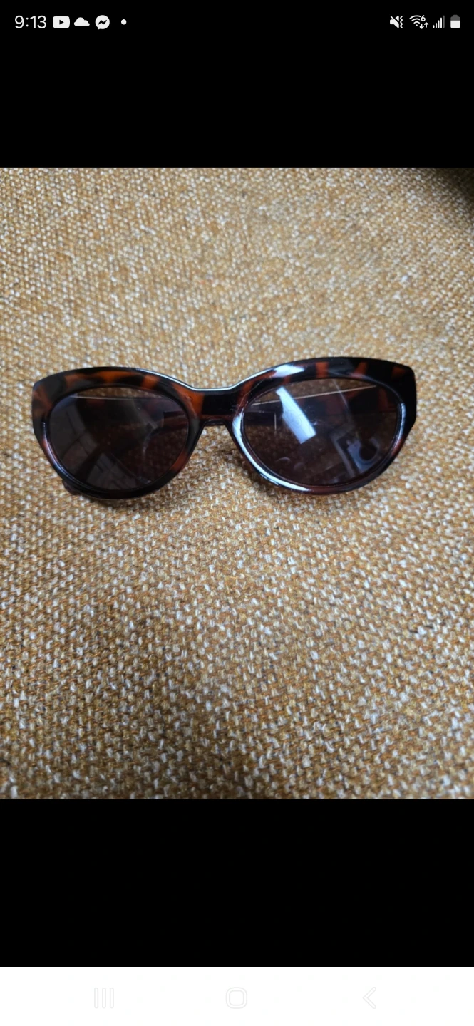 Tortoiseshell Cat-Eye Sunglasses