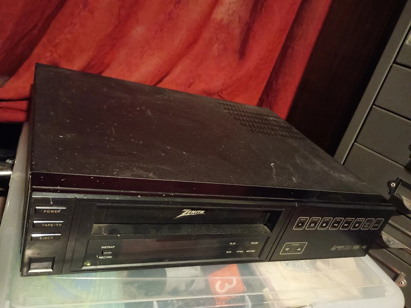 TAKING OFFERS Zenith VCR VHS Player
