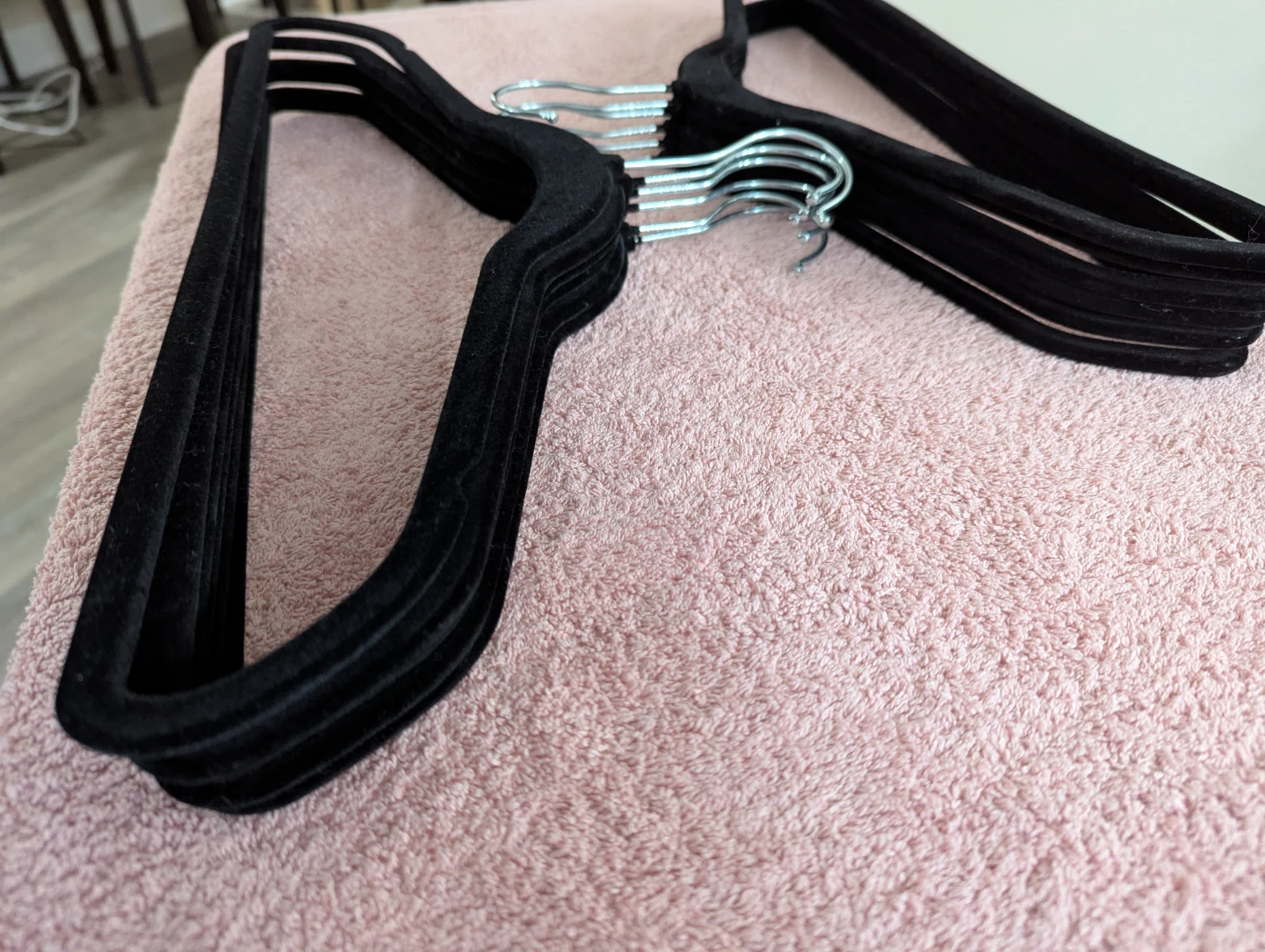 Black Velvet Hangers - Set of 12 - photo 3