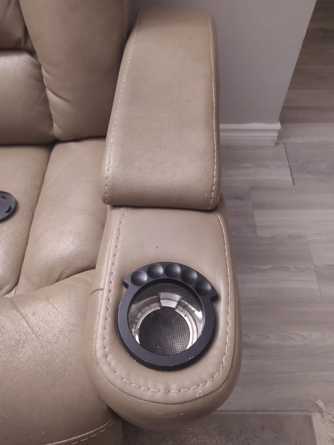🥕Tan Leather Recliner with Cup Holders🥕 - photo 3