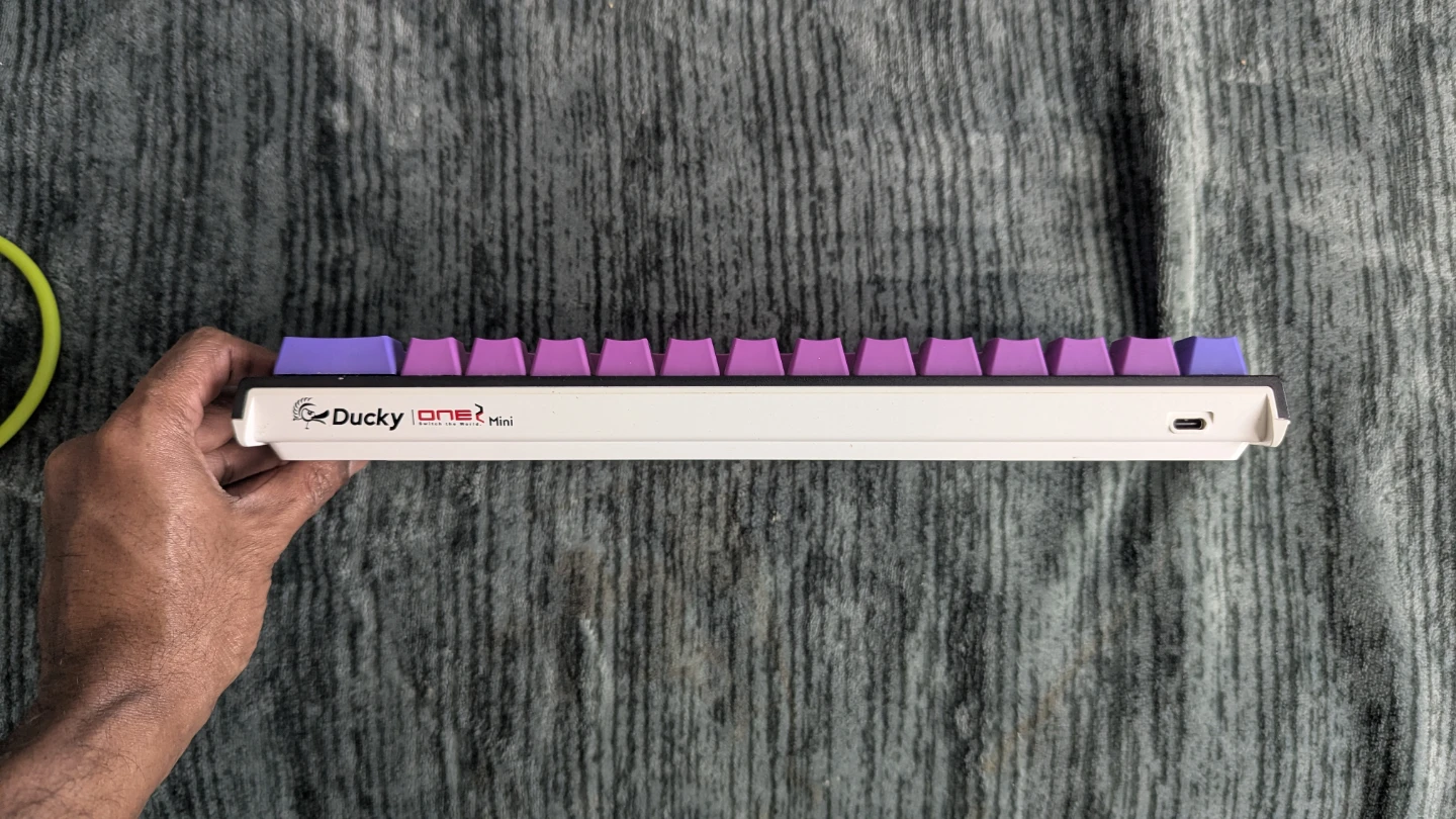 DUCKY ONE2 mini gaming keyboard - photo 2