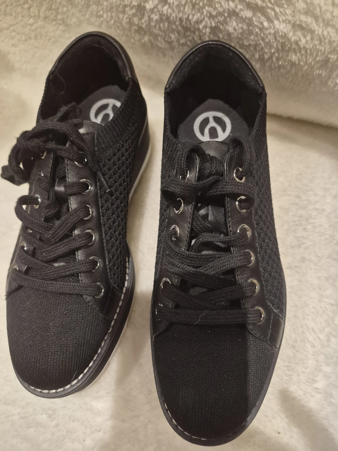The Wishbone Black Knit Sneakers