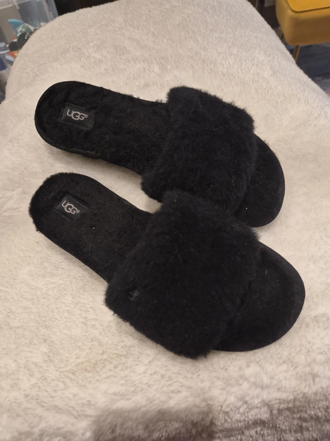 UGG Black Fluff Yeah Slides - photo 2