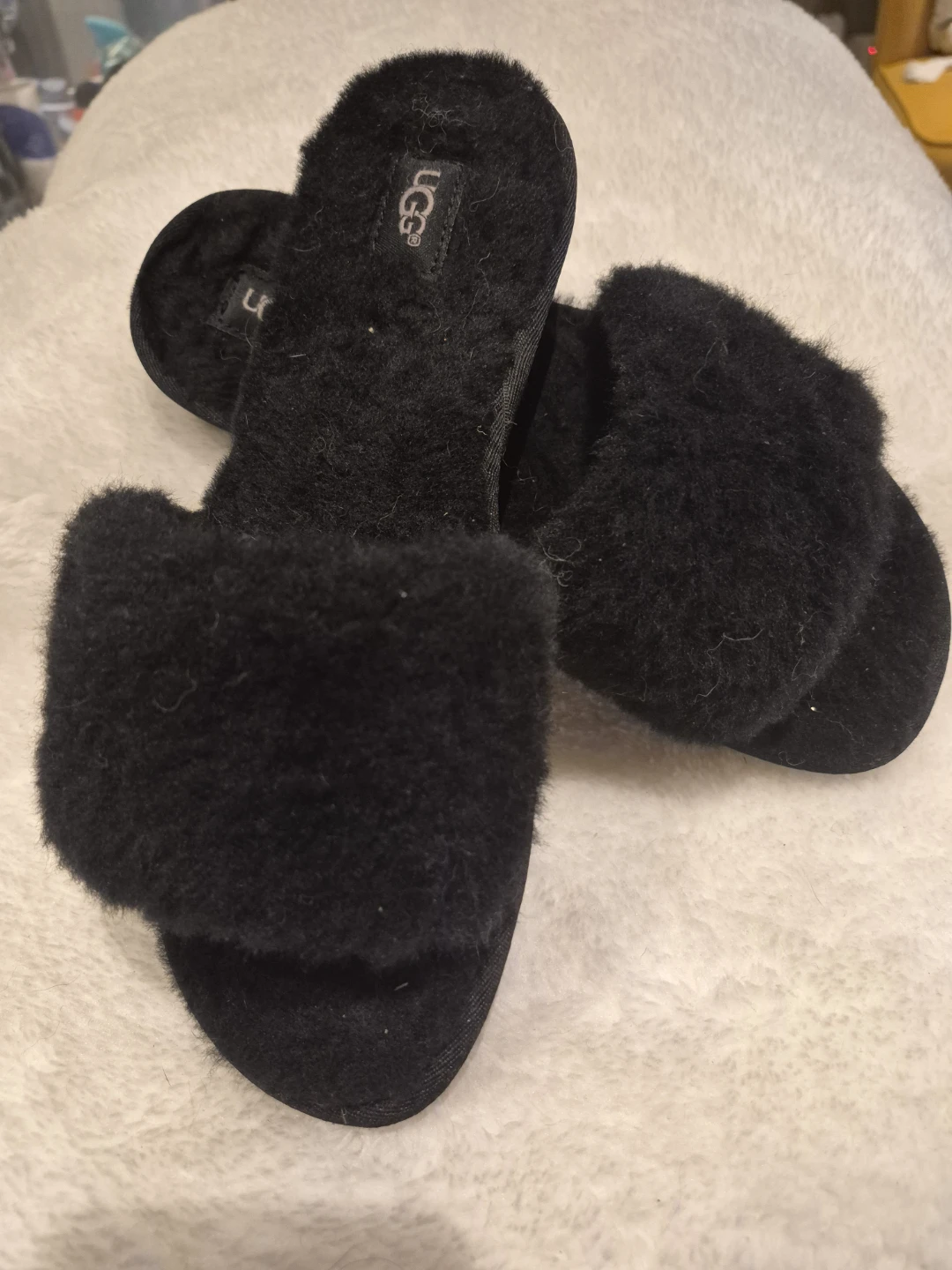 UGG Black Fluff Yeah Slides - photo 3