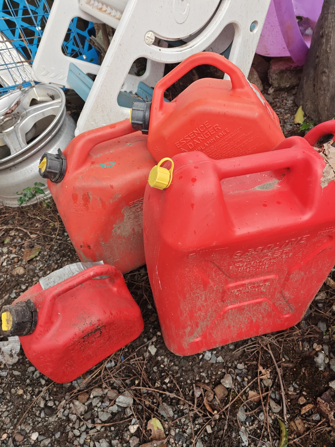 Red Gas Cans (Assorted Sizes)