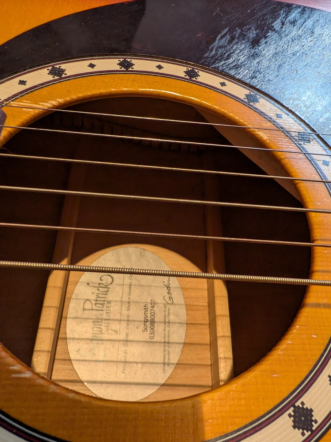 Simon & Patrick Songsmith Acoustic Guitar with Case - photo 3
