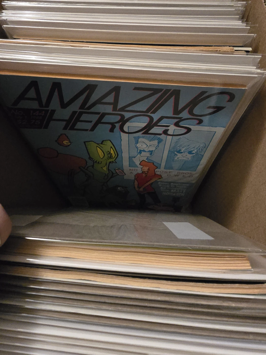 Amazing Heroes Comic Books Bundle - photo 2