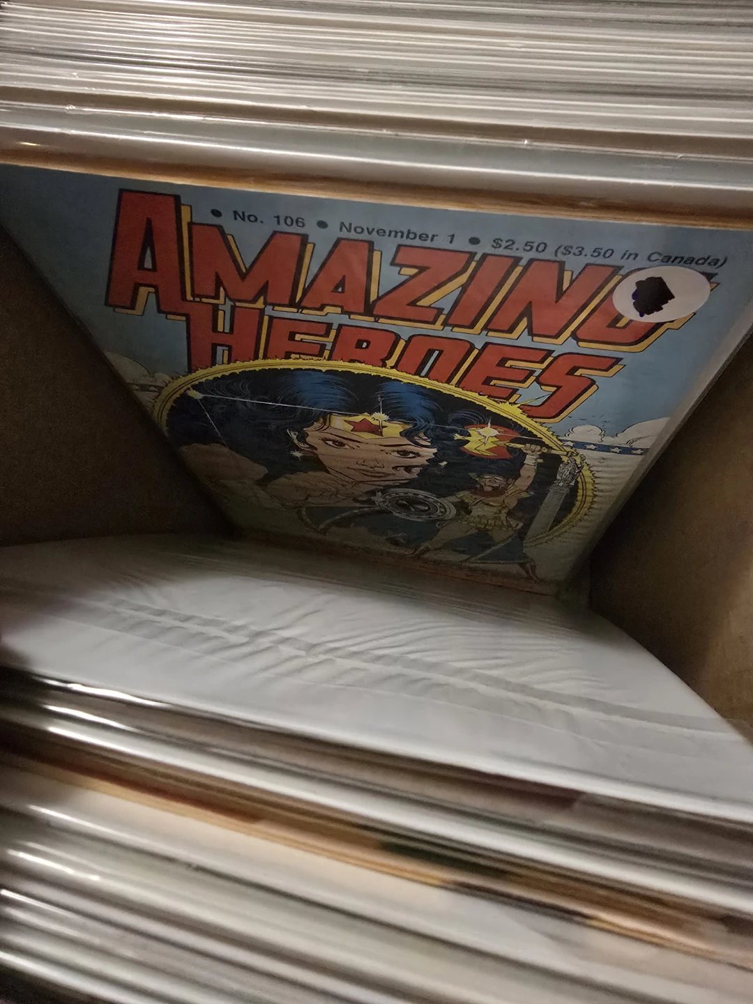 Amazing Heroes Comic Books Bundle - photo 5