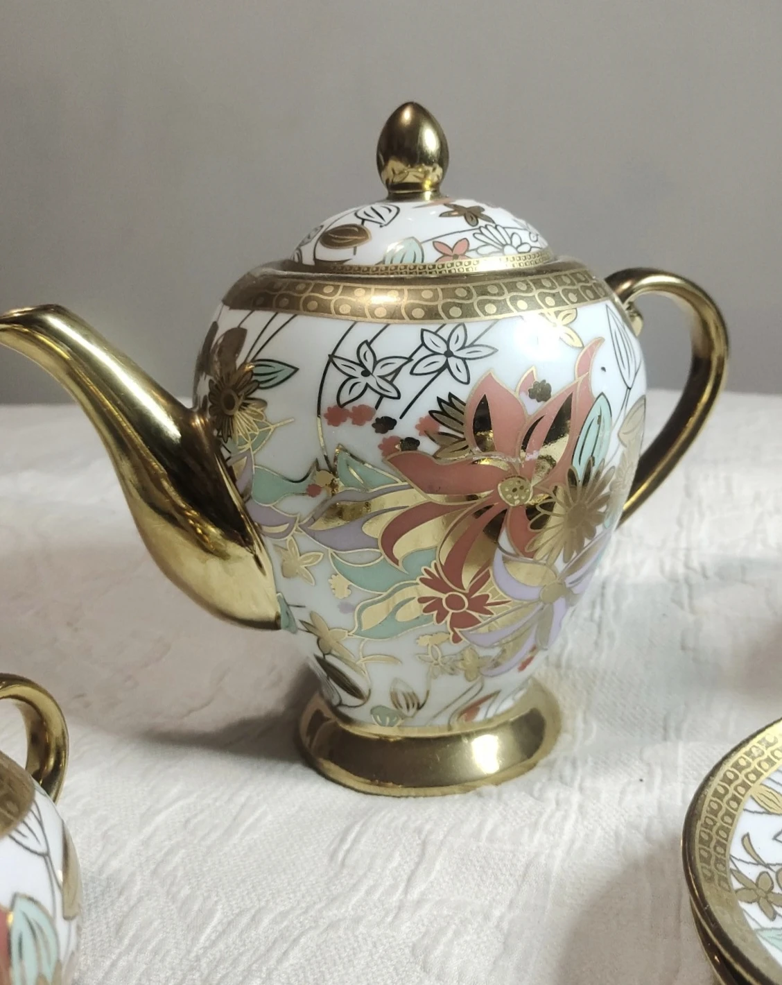 JZR Fine Porcelain Teapot Set with Creamer and Saucers - photo 2