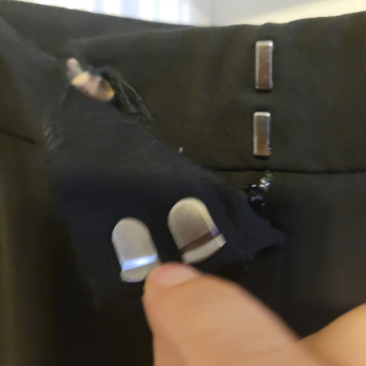 Anne Klein Black Stretch Pants - Size 10P - photo 4