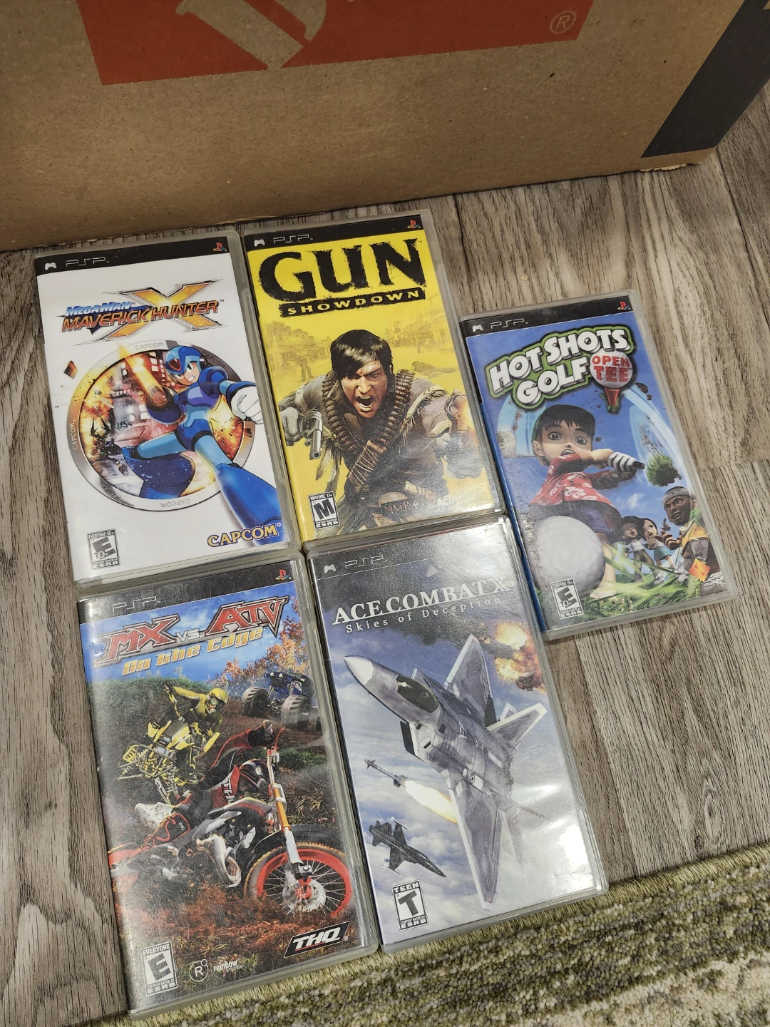 Sony PSP Game Lot ,  mega man, gun showdown, hot shot golf