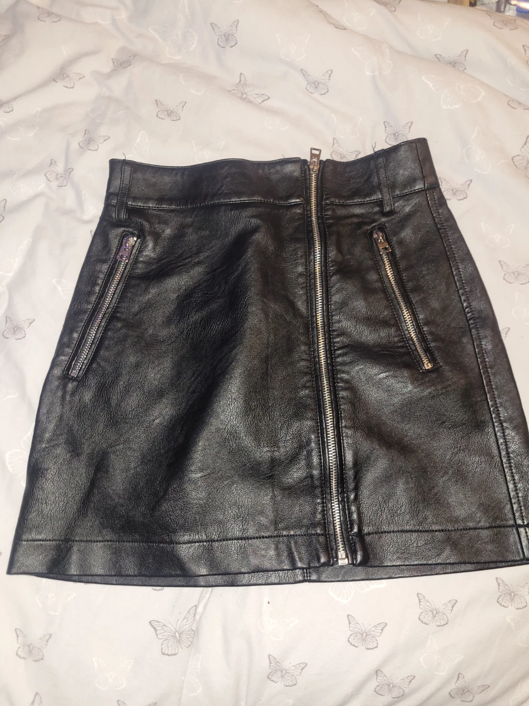 Black Faux Leather Mini Skirt - Topshop - photo 2