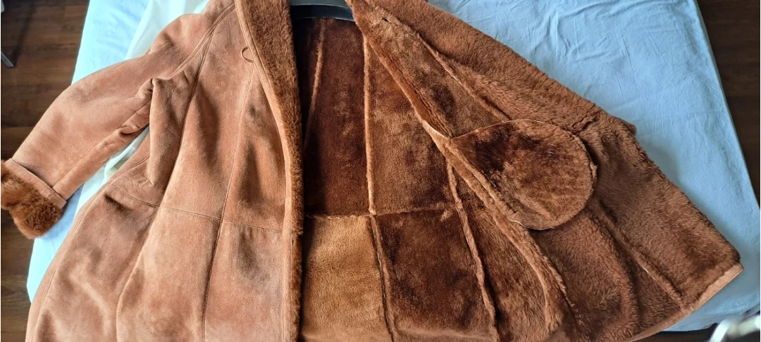 POZZI Brown Suede Shearling Lined Coat Size 44 - photo 2