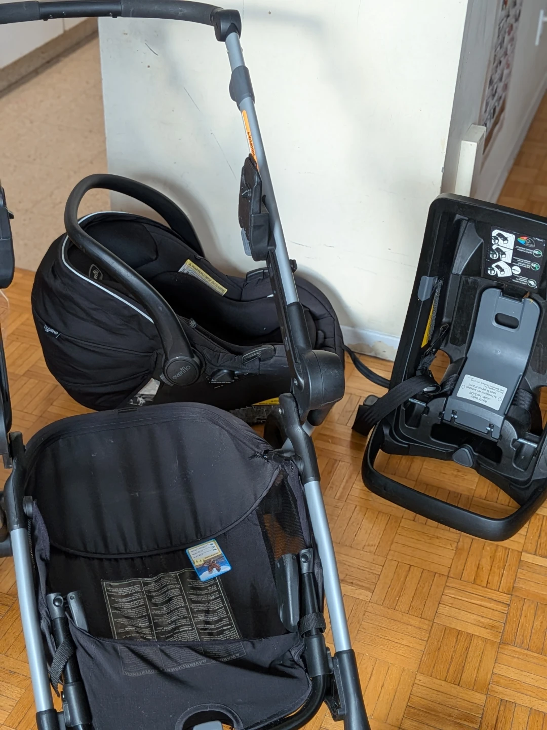 Evenflo Pivot Travel System with Car Seat - photo 4