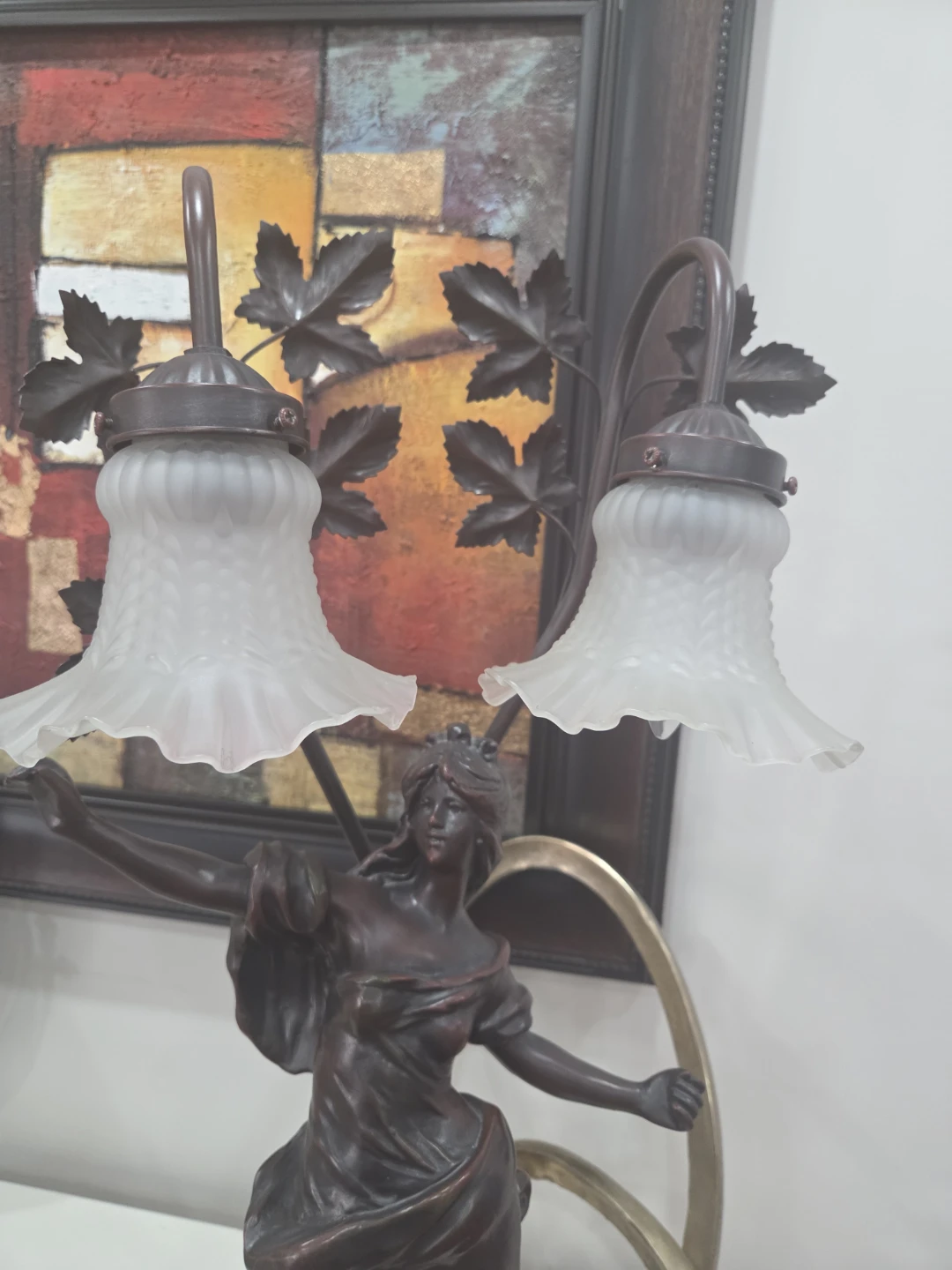 Vintage Figural Table Lamp - photo 3