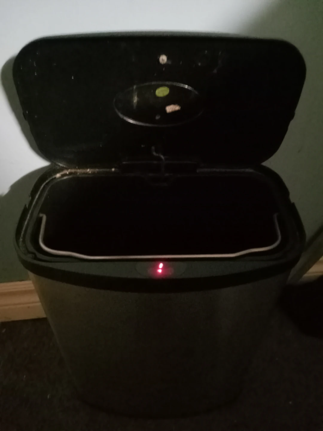 Stainless Steel small Trash Can with Lid - photo 2