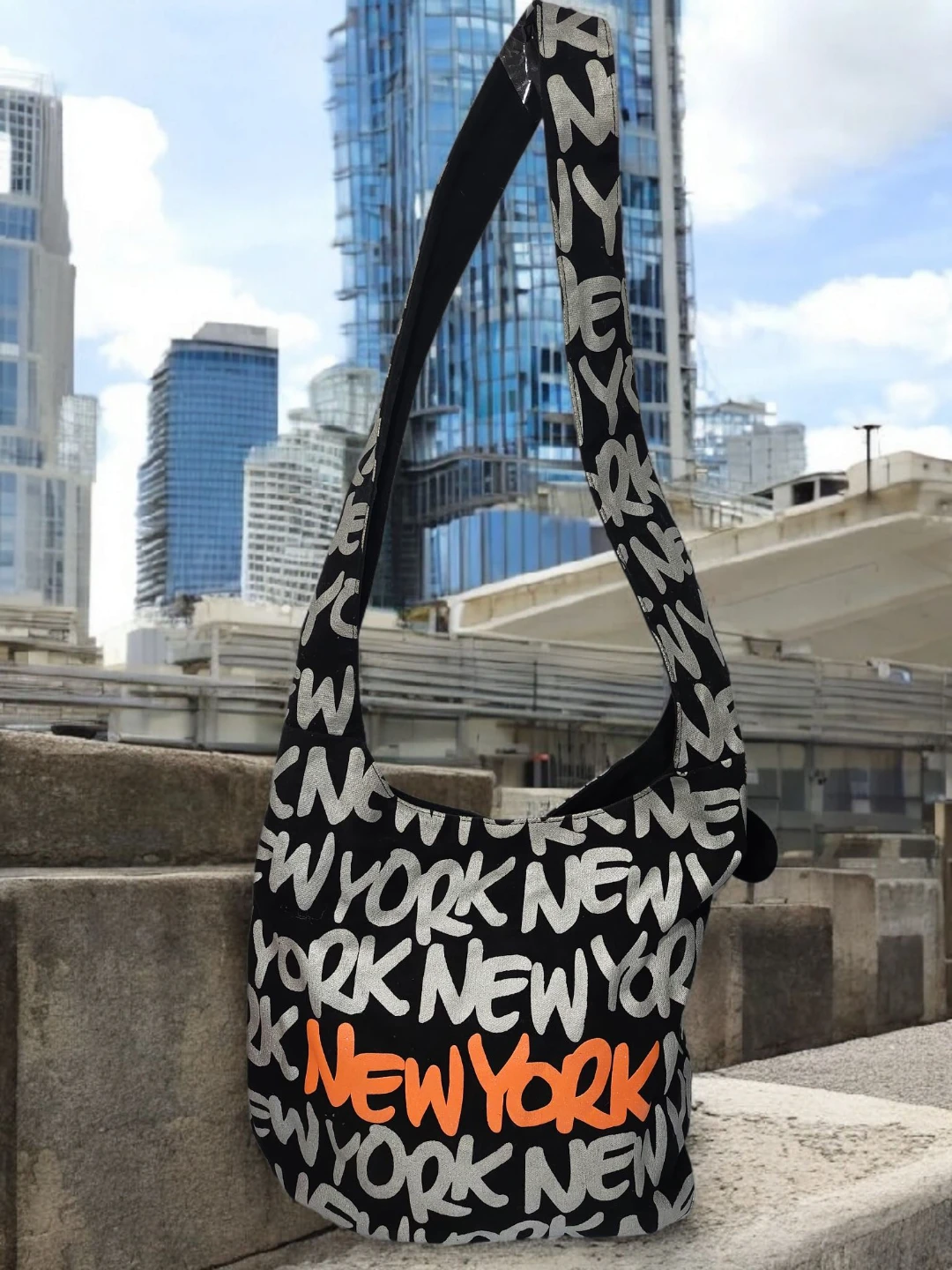 Robin Ruth New York hobo crossbody tote bag canvas exterior - photo 2
