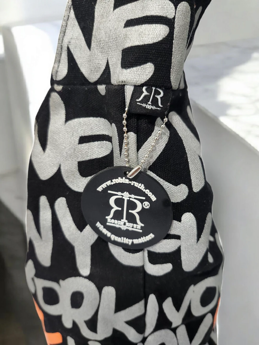 Robin Ruth New York hobo crossbody tote bag canvas exterior - photo 3
