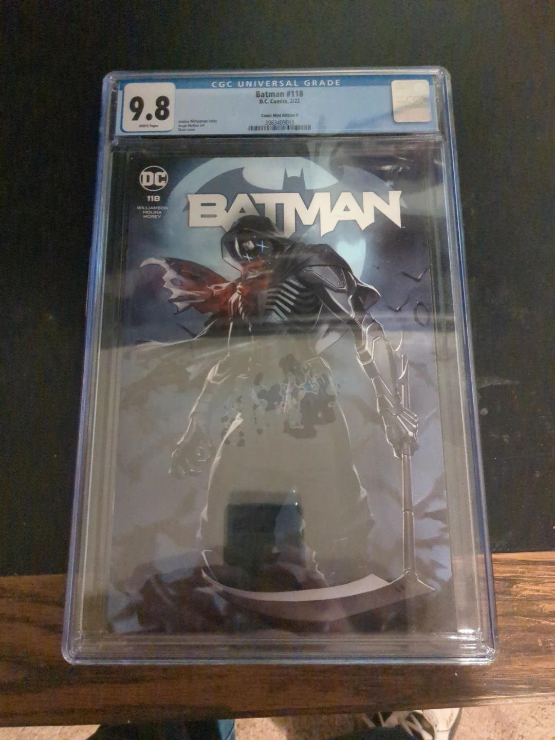 Batman #118 CGC Universal Grade 9.8 DC Comics 2/22