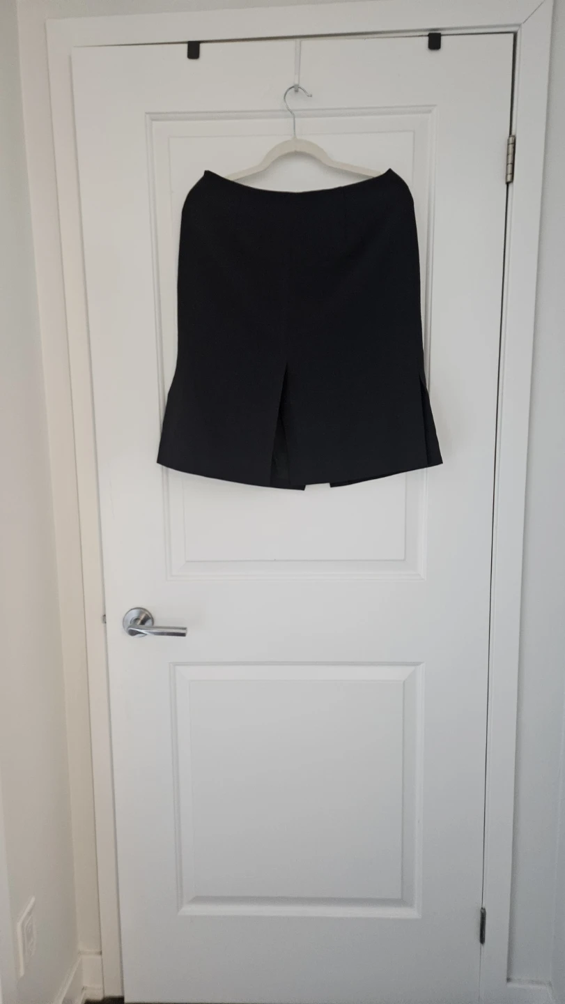 Jones New York Black Pencil Skirt - Size 6 - photo 3