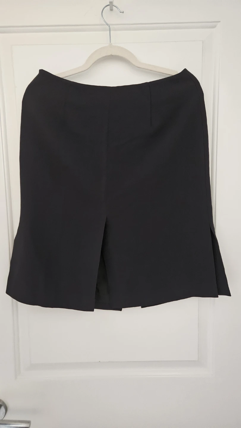 Jones New York Black Pencil Skirt - Size 6 - photo 4