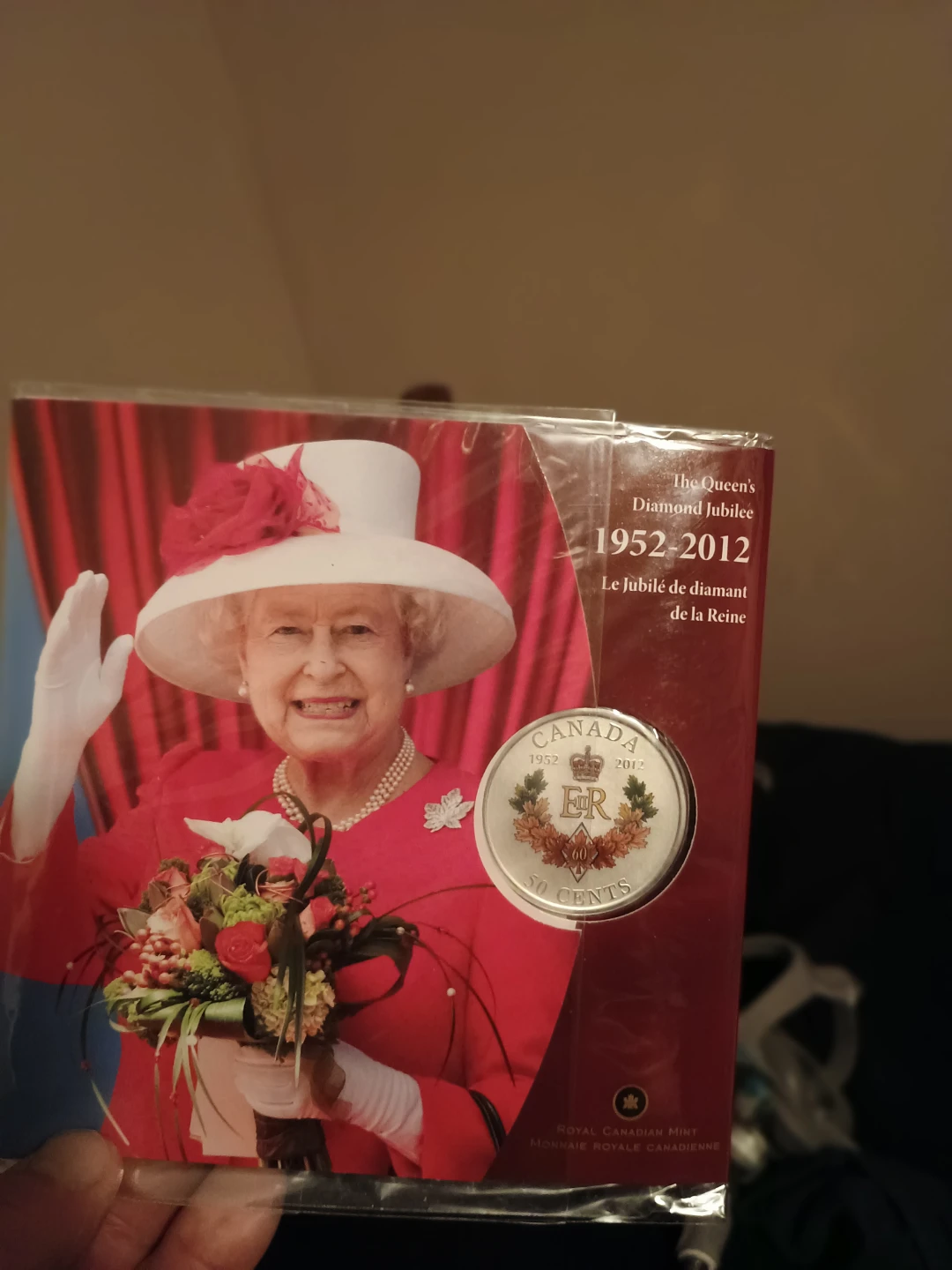 2012 Canada Diamond Jubilee 50 Cents Coin - photo 2