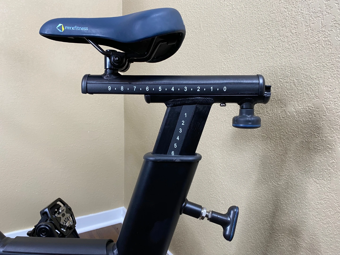 BODi MYXfitness Stationary Bike with Screen - photo 2