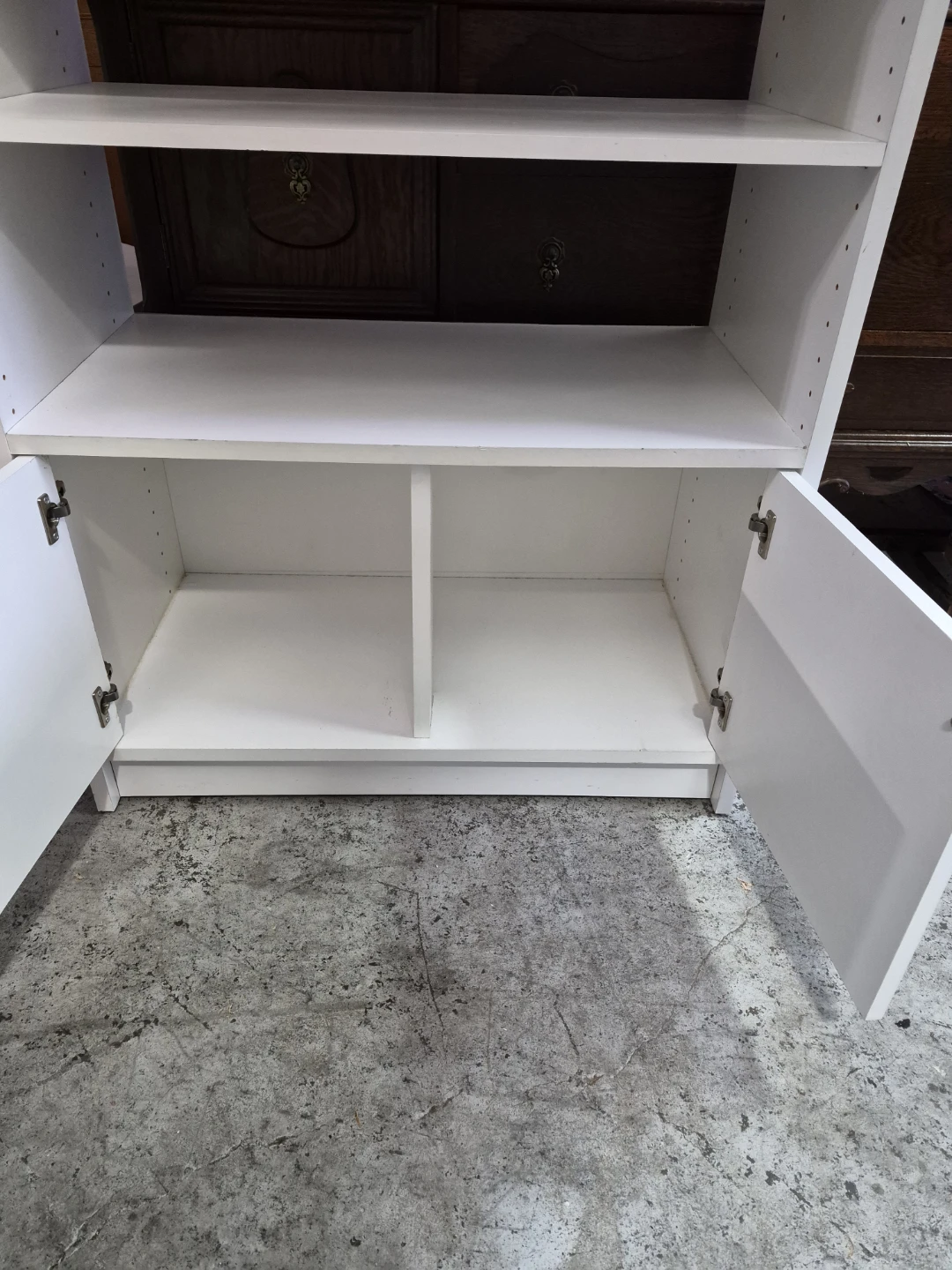 White multi-shelf bookcase with cabinet - photo 5