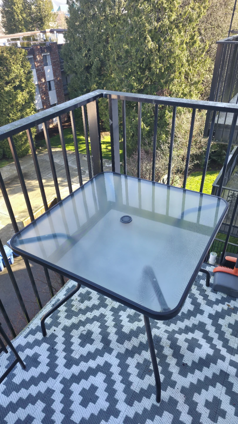 Glass top patio table and 2 chairs set - photo 3