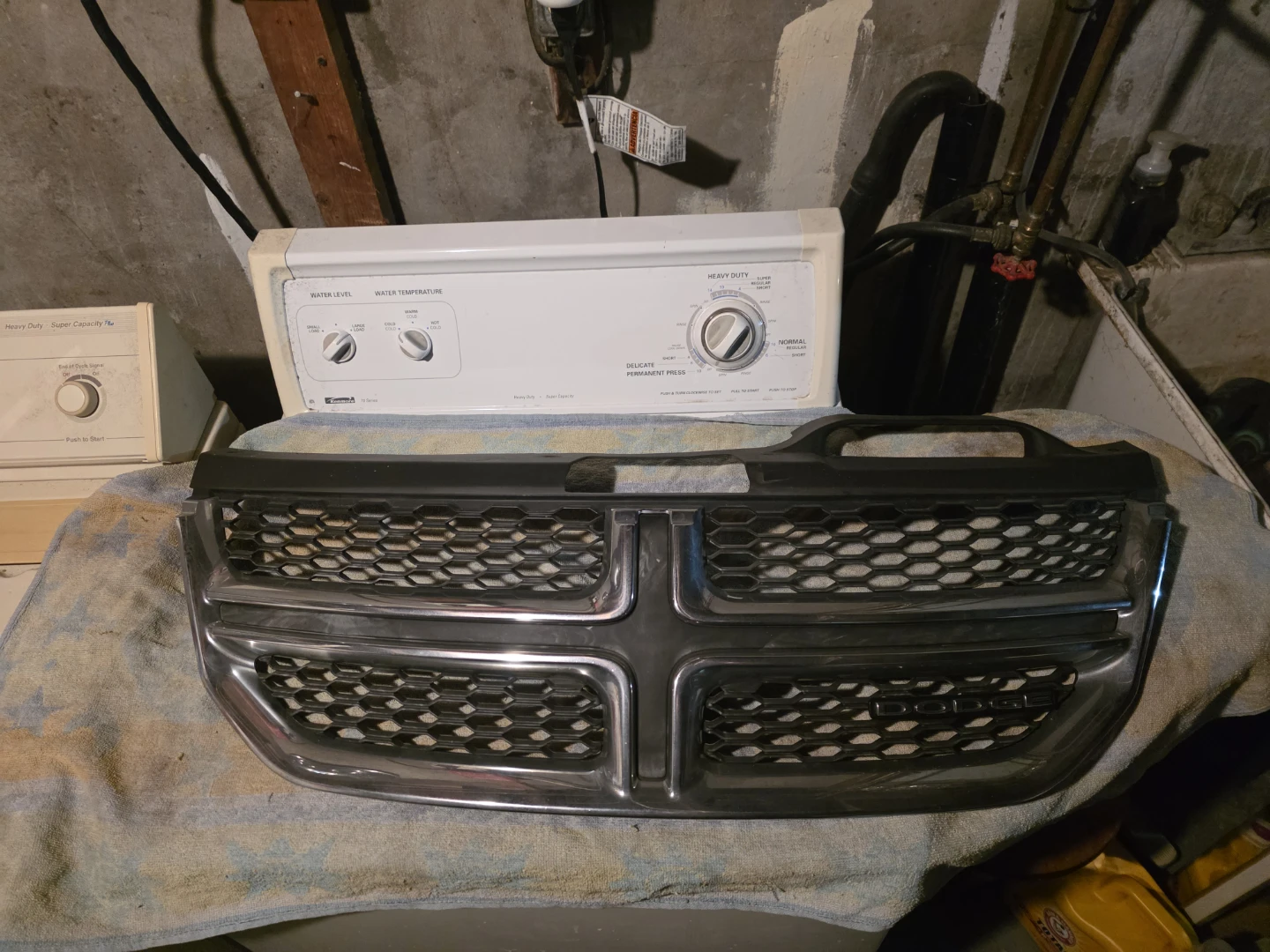 Dodge Journey Front Grille