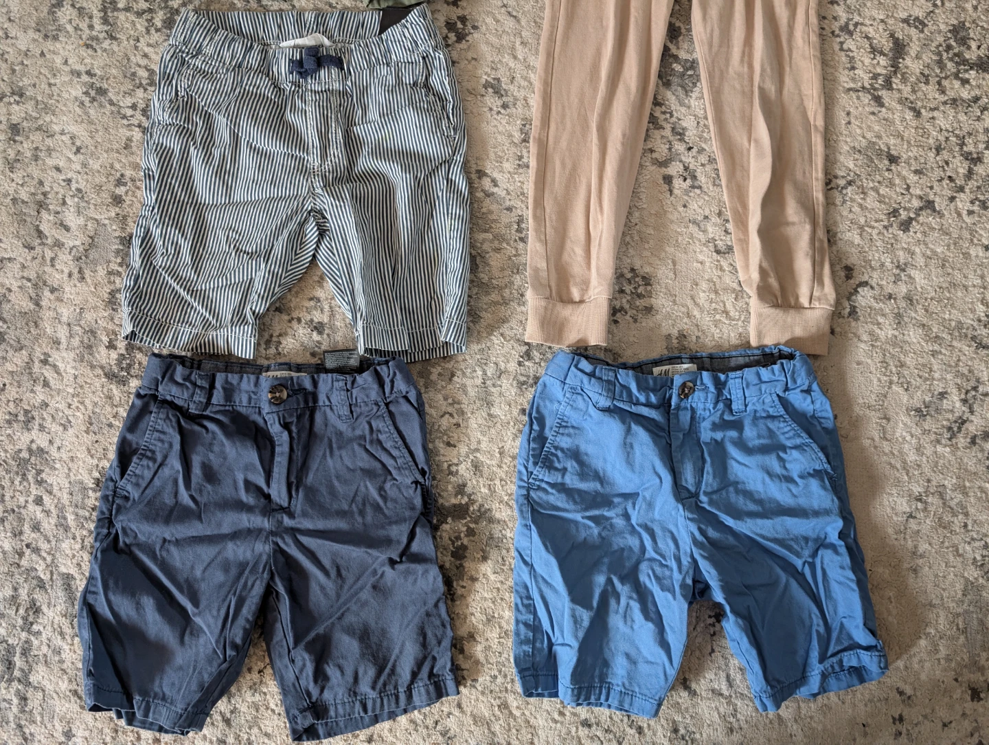 Bundle of Boys' H&M Shorts and Pants Size 6 - photo 3