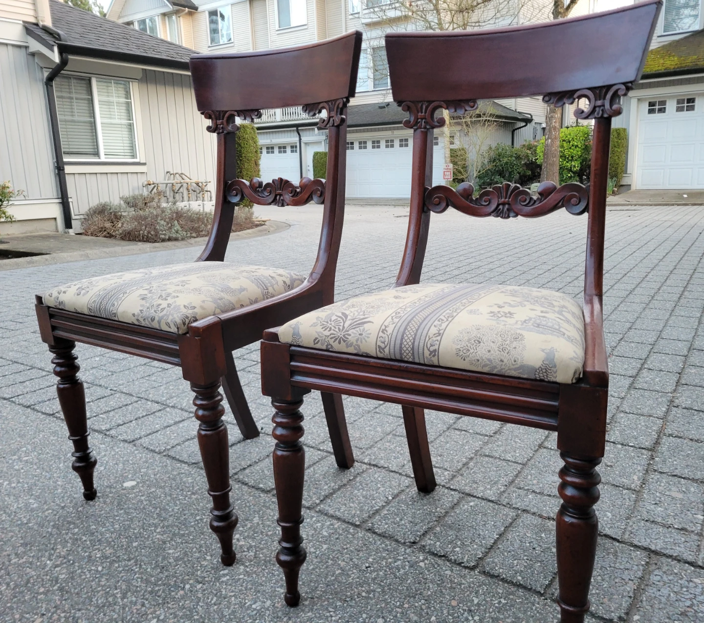 Beautiful Antique Victorian Chairs. Mahogany & Toile Upholstery. - photo 3