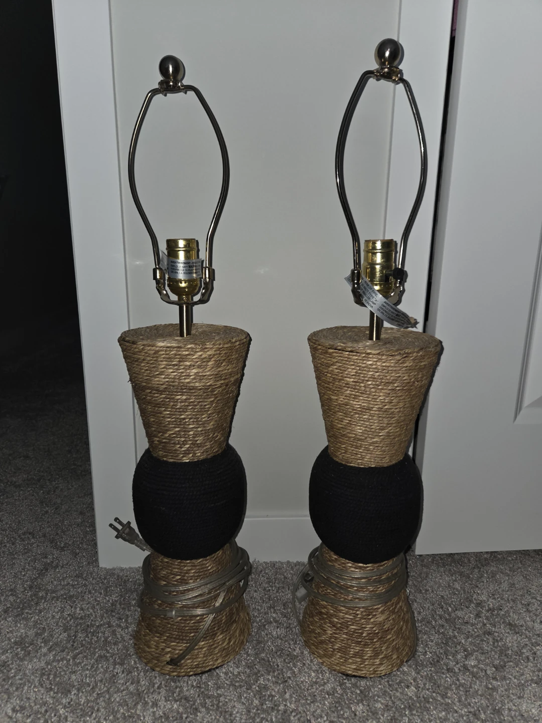 Set of 2 Table Lamps - Rope and Black Ball Design