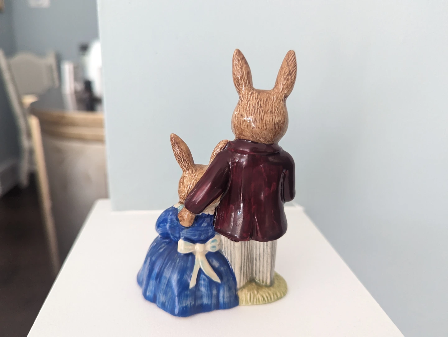 Royal Doulton Bunnykins Family Photograph Figurine - photo 2